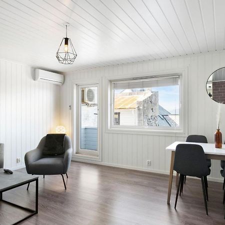 Centrum Apartment Alesund Bagian luar foto